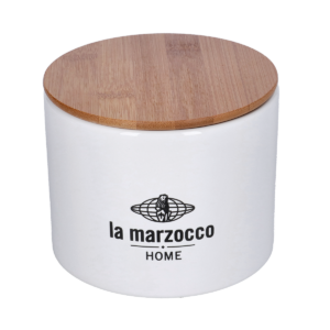 Weißer Airscape® Bohnenbehälter mit „La Marzocco Home“-Logo, luftdichtem Innendeckel, Bambusdeckel und Edelstahllöffel – zur aromasicheren Aufbewahrung von Kaffeebohnen.