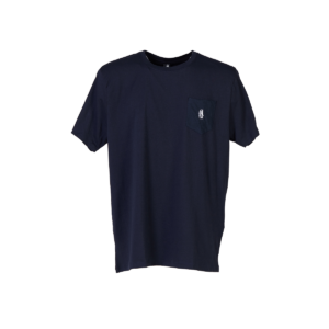 Dunkelblaues La Marzocco T-Shirt mit Brusttasche – schlichtes Design mit hochwertigem Stick des Markenlogos. Ideal für Baristas im täglichen Einsatz, ob im Café oder bei Events rund um Espressomaschinen, Kaffeezubereitung und professionelles Café-Equipment