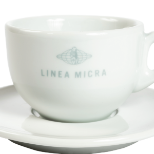 Klassische Espressotasse mit Untertasse im Linea-Micra-Design – perfekt abgestimmt auf die La Marzocco Linea Micra Espressomaschine. Ideal für die stilvolle Kaffeezubereitung im Home-Barista-Umfeld oder als Café-Equipment. Hochwertiges Zubehör passend zur Siebträgermaschine und den Barista Tools.