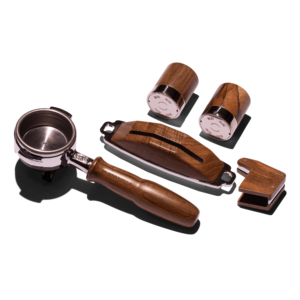 Komplettes La Marzocco Linea Mini Customization Kit mit Zubehör aus dunklerem Holz: Siebträgergriff, Paddel, Paddelabdeckung und zwei Drehventile – hochwertige Ausstattung für Espressomaschinen in der Gastronomie und für professionelle Kaffeezubereitung zu Hause
